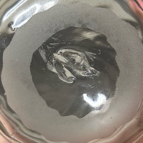 Open latticework clear glass vase.  7.5” tall.  6” wide at the top. - Picture 4 of 4